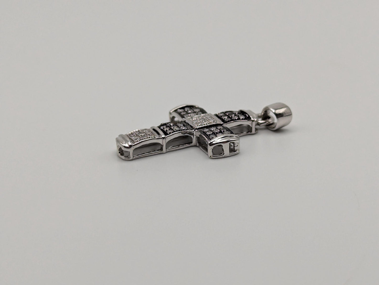 10K White Gold .27ctw Diamond Cross Pendant Crucifix Pendant Multi-Tone Gold Pendant