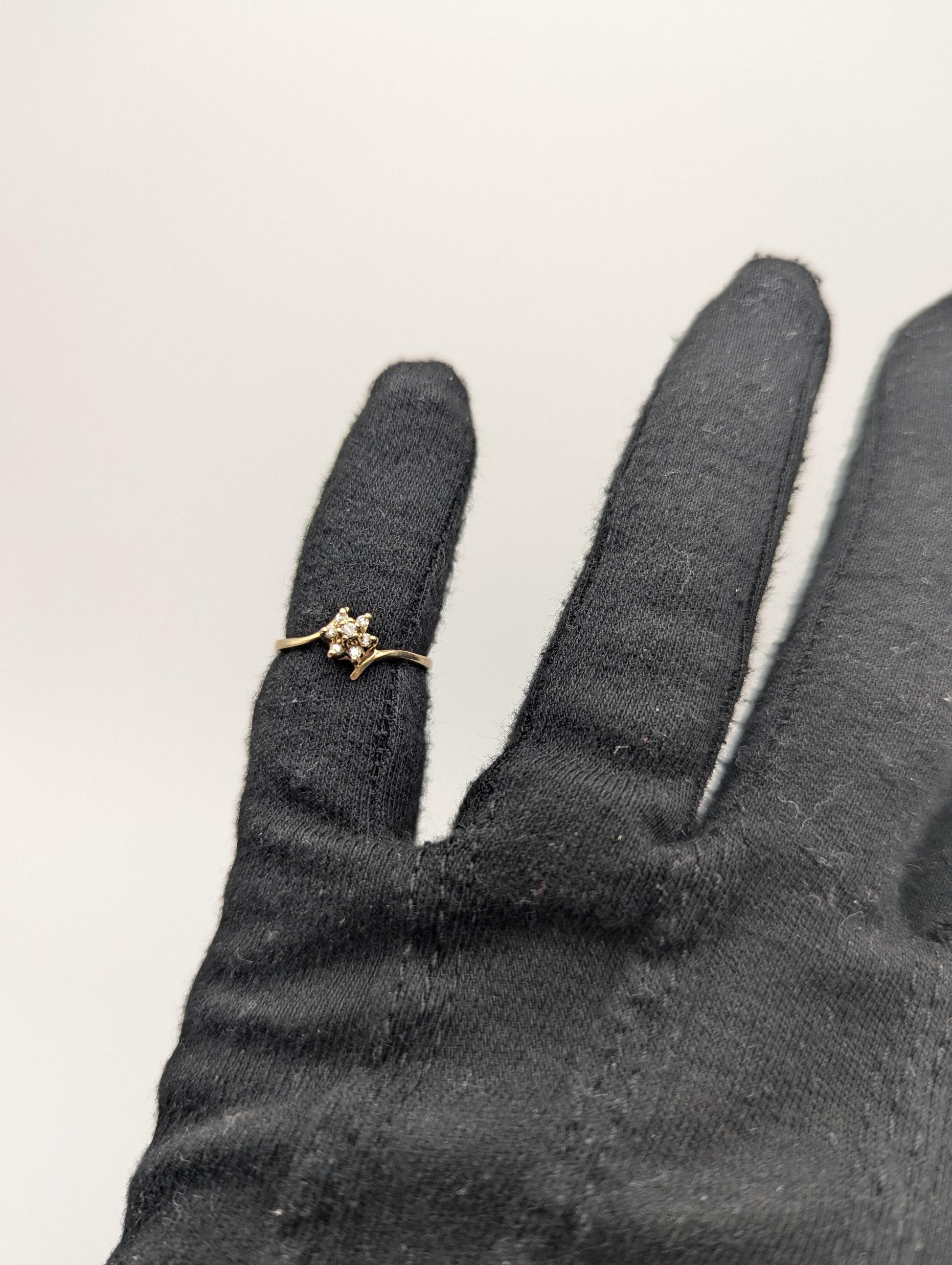 10k Yellow Gold Flower Diamond Ring Dainty Flower Promise Love Band