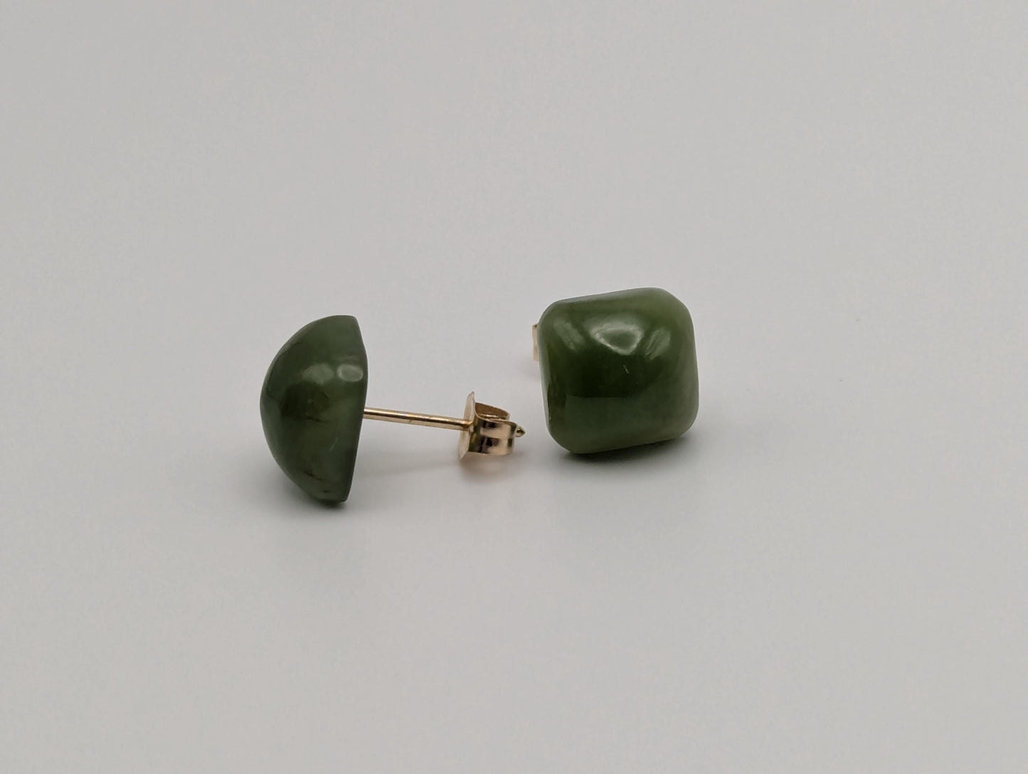 14K Gold Green Jade Drop Earrings. 14k Green Jade Earrings.