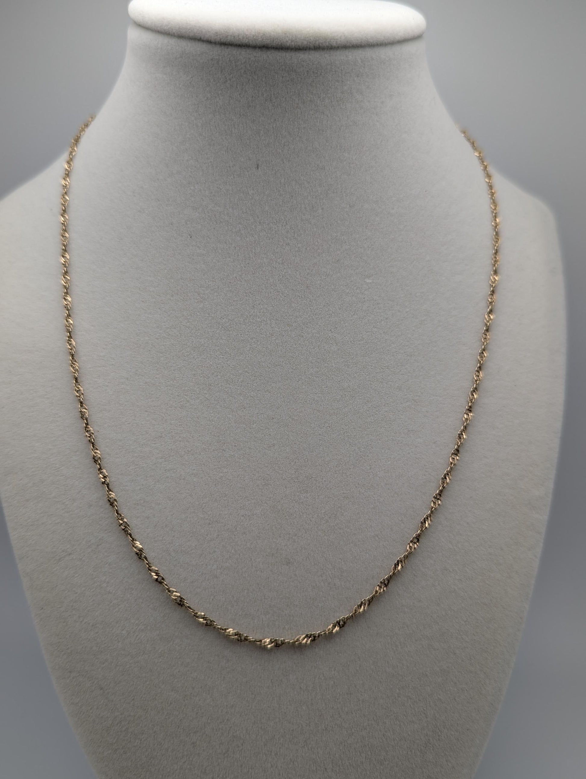 14k Yellow Gold ITALY Twisted Rope Chain. Speciality Italy Arafin Necklace 17"