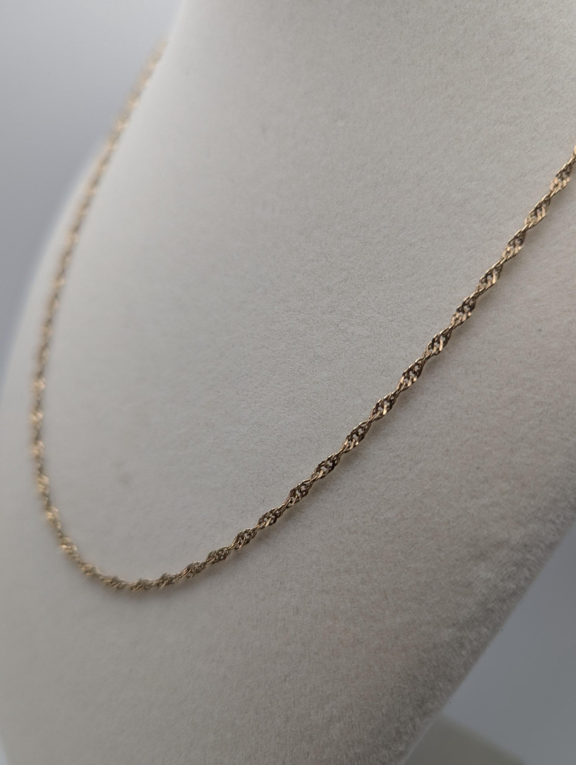 14k Yellow Gold ITALY Twisted Rope Chain. Speciality Italy Arafin Necklace 17"