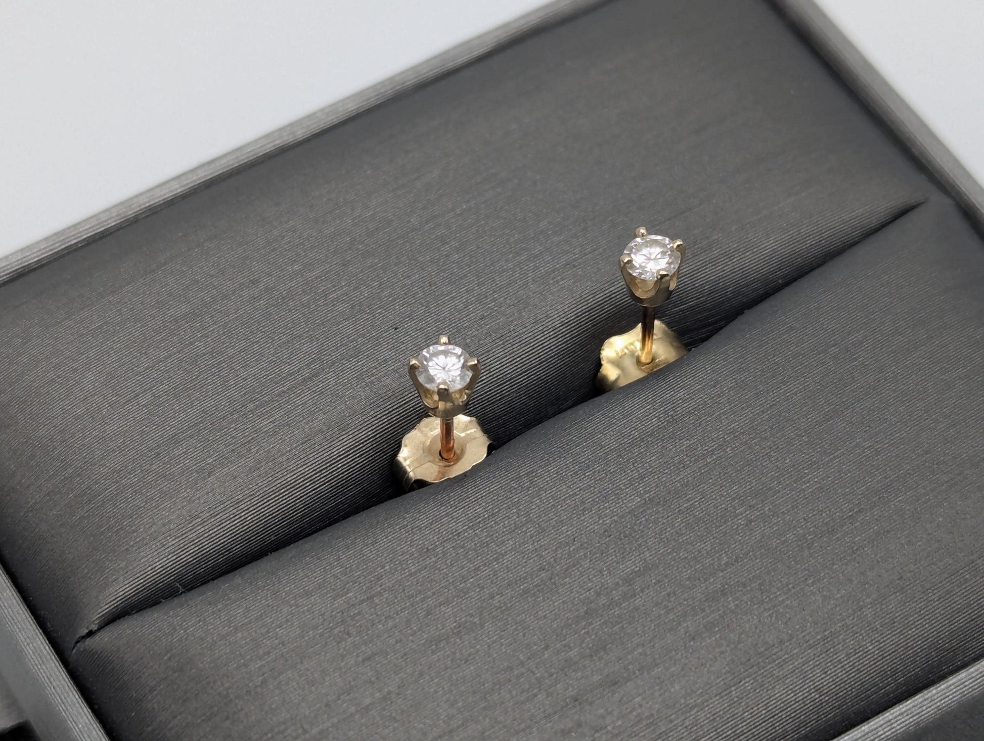 14K Yellow Gold .25ctw Diamond Stud Earrings Studs Minimalist Studs