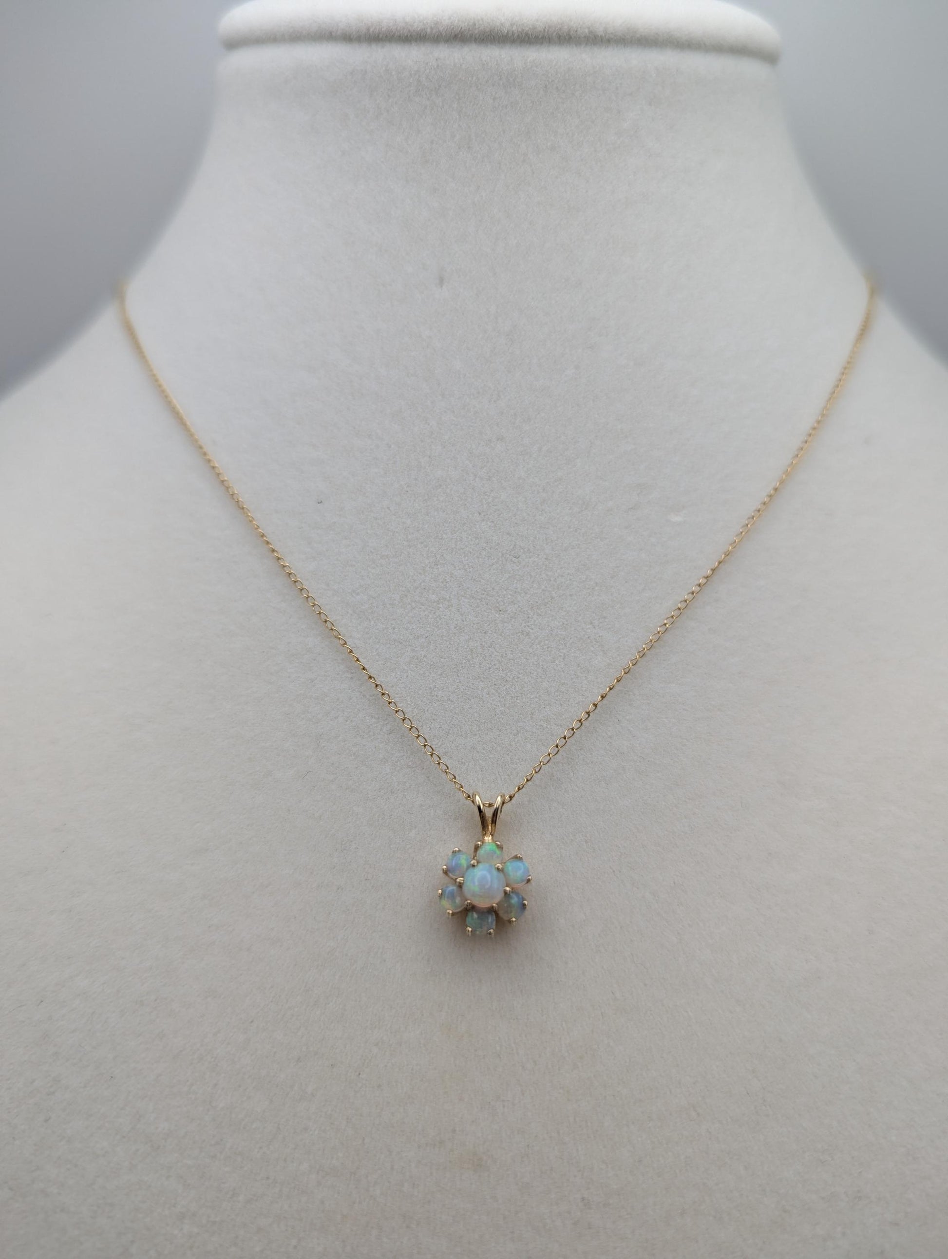 14k Yellow Gold Opal Flower Necklace Pendant Necklace 18" Chain