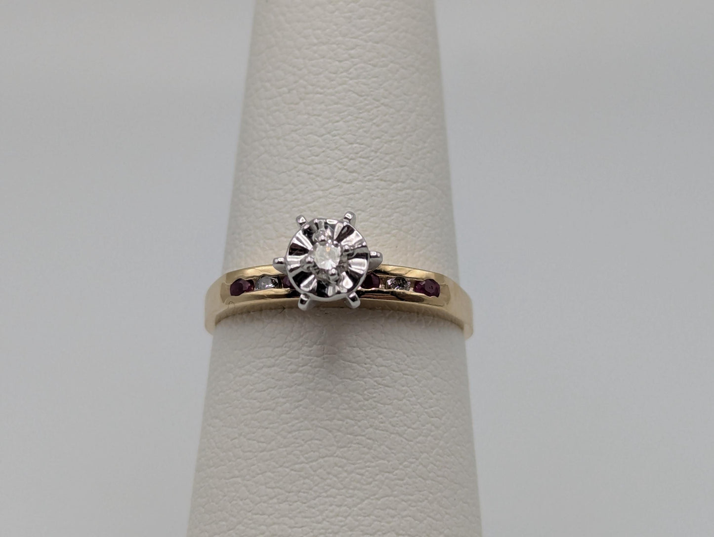 14k Yellow Gold Diamond Ruby Engagement Promise Ring Anniversary Band.