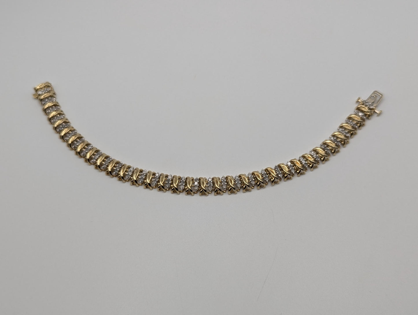 10k Diamond Tennis 13g Bracelet 2.4 ctw. 7" Womens Diamond Tennis Bangle