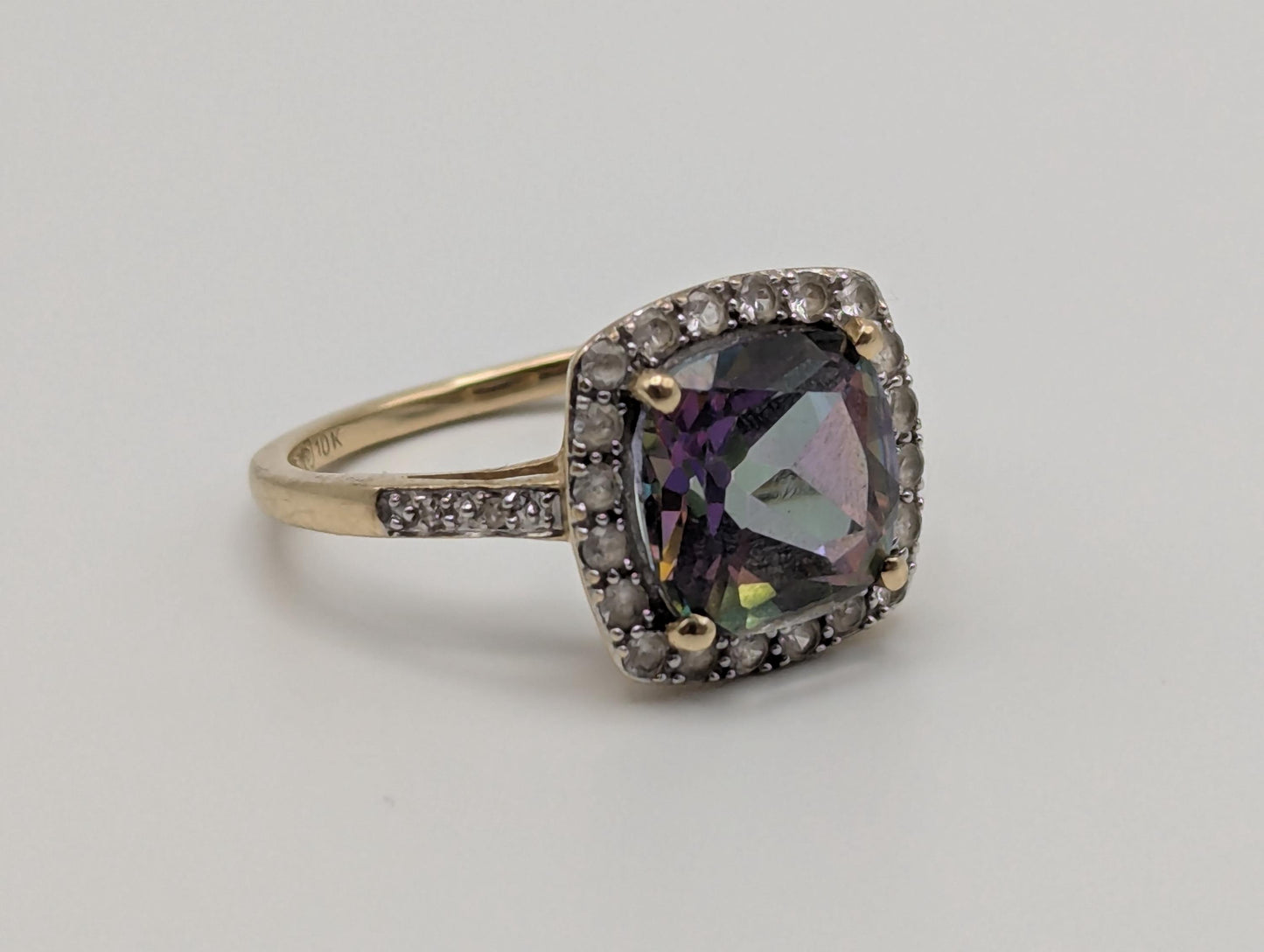 10k Yellow Gold Mystic Topaz w Diamonds and Topaz Ring. Cocktail Ring. Statement Ring.
