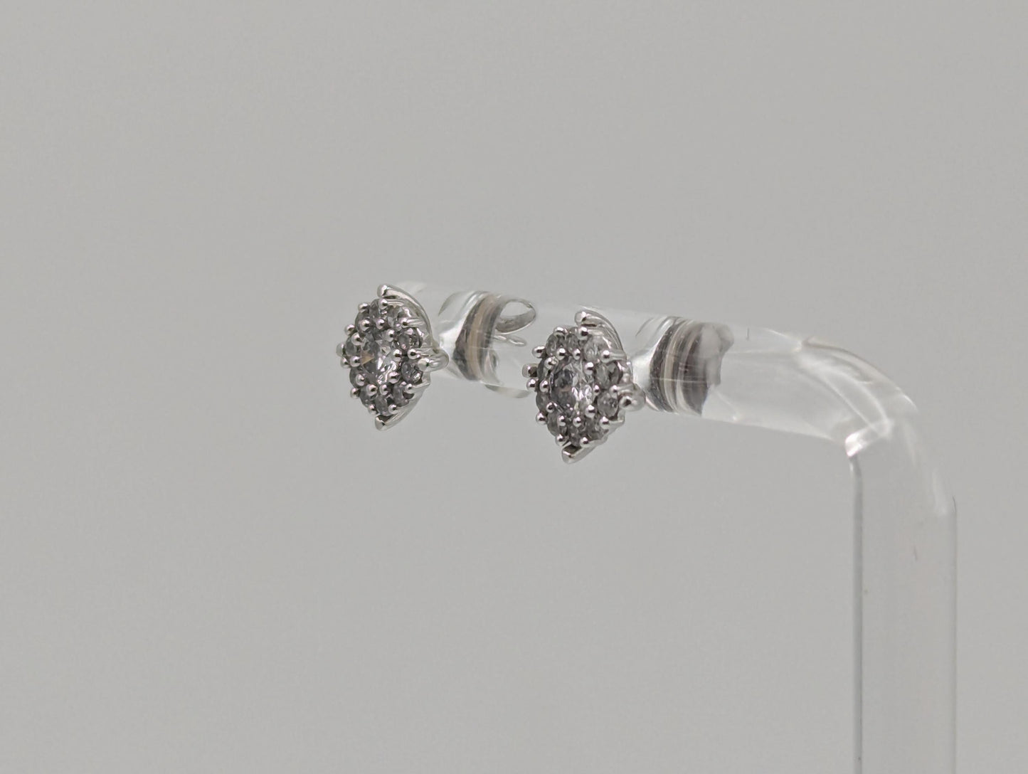 10K White Gold .55ctw Diamond Flower Cluster Studs Classic Studs