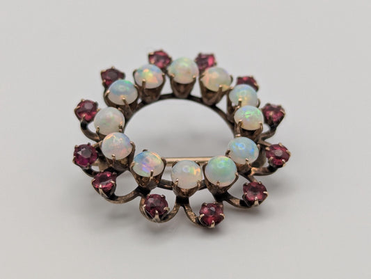 10k Yellow Gold Vintage Round Opal Brooch Pin. Wreath Opal Brooch.