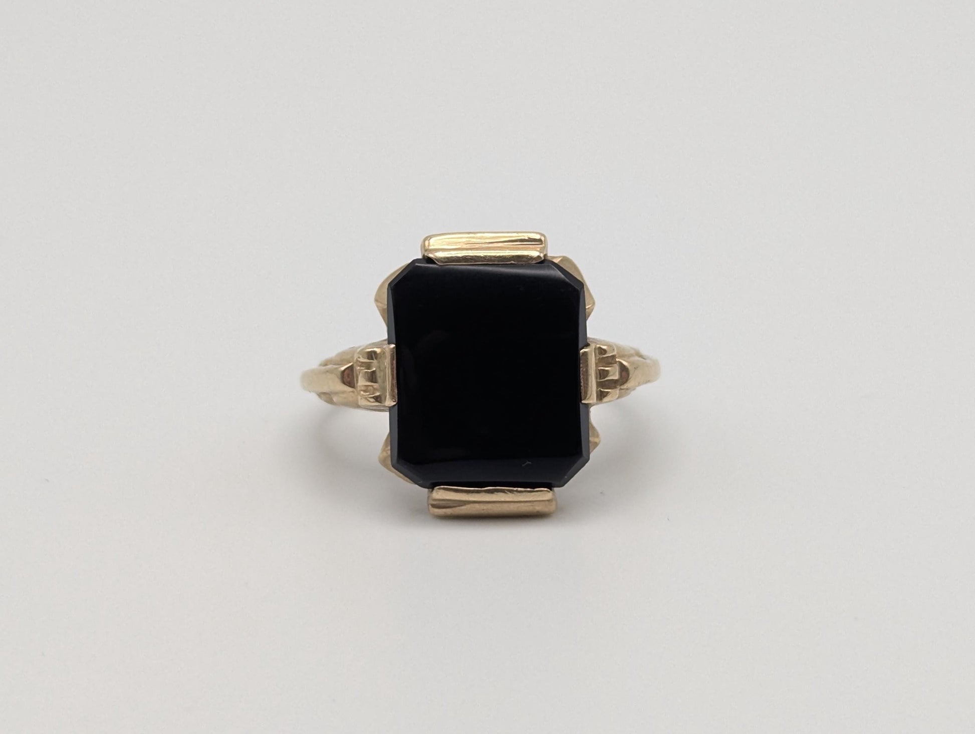 Vintage Solid Gold 4.8gr 10k Black Onyx Ring Mens Signet Ring