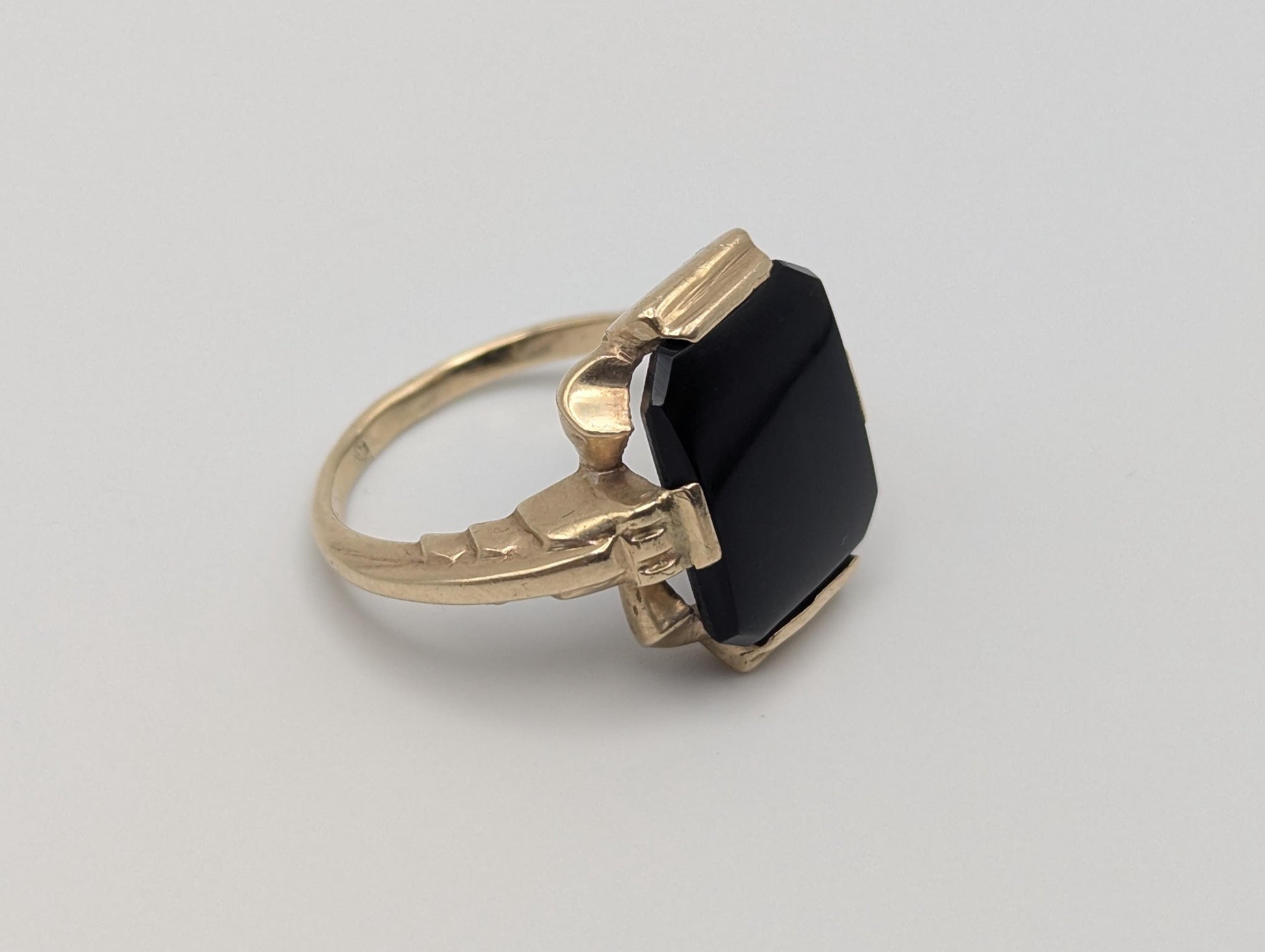 Vintage Solid Gold 4.8gr 10k Black Onyx Ring Mens Signet Ring