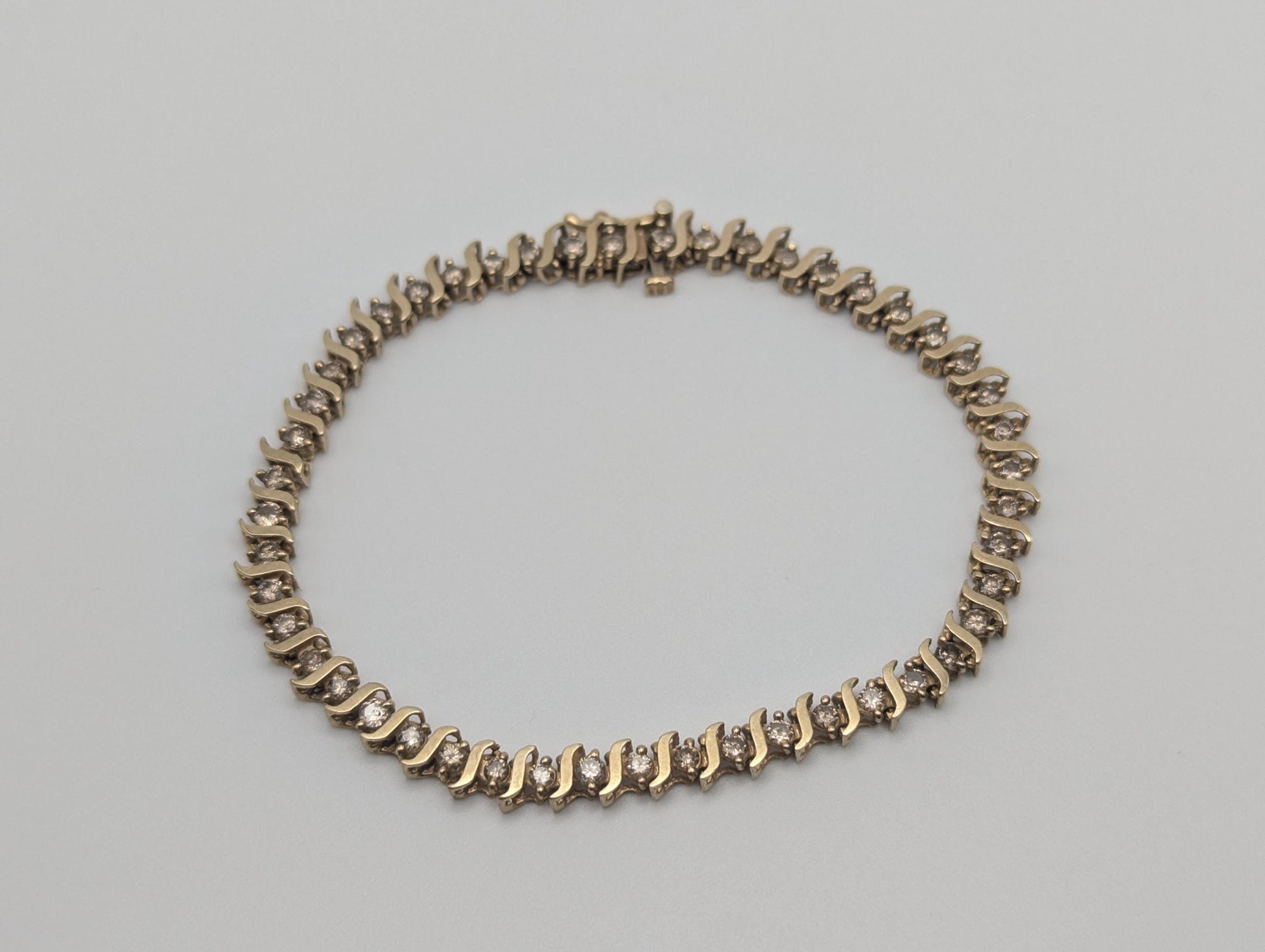 10k Yellow Gold 2.4 ctw Diamonds HEAVY 7.2 grams Bracelets Women Tennis Bracelet 7"