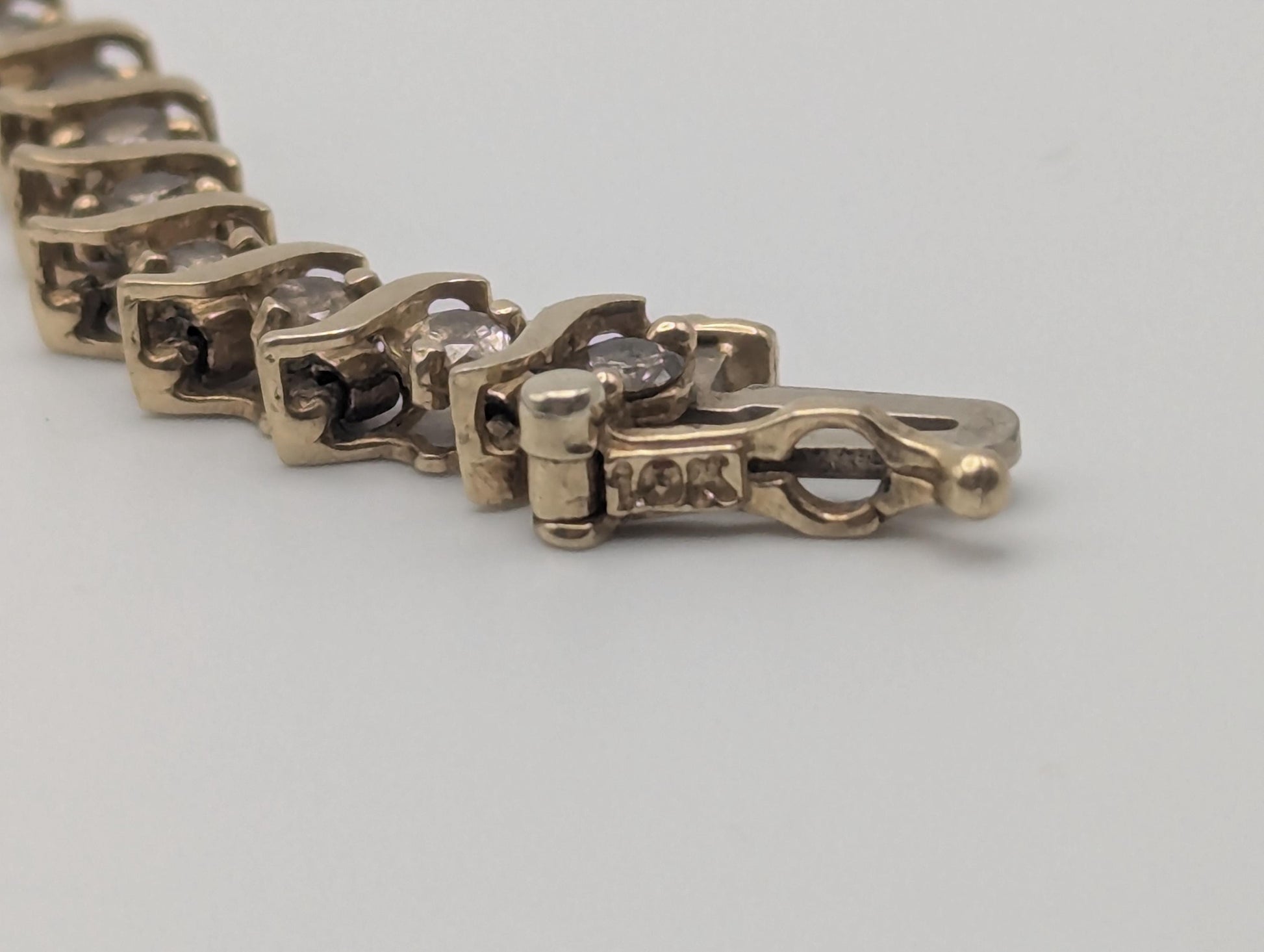 10k Yellow Gold 2.4 ctw Diamonds HEAVY 7.2 grams Bracelets Women Tennis Bracelet 7"