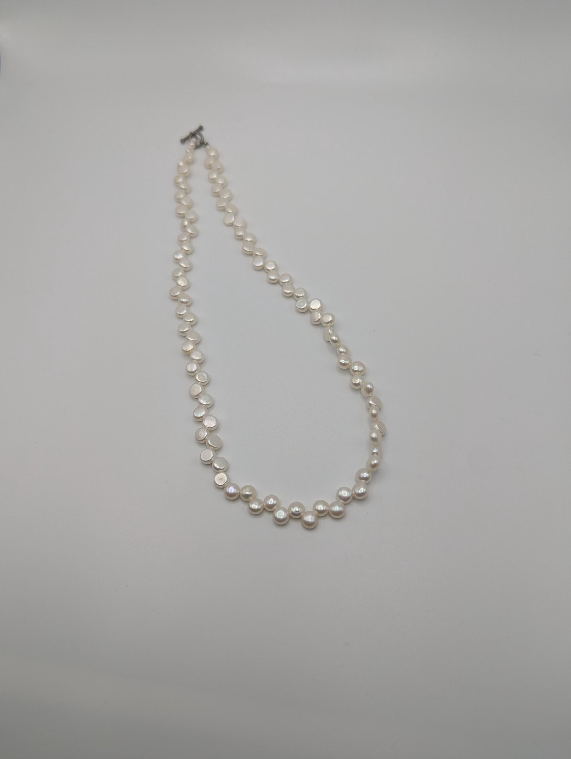 Vintage Flat White Pearl Necklace Pearl Choker.