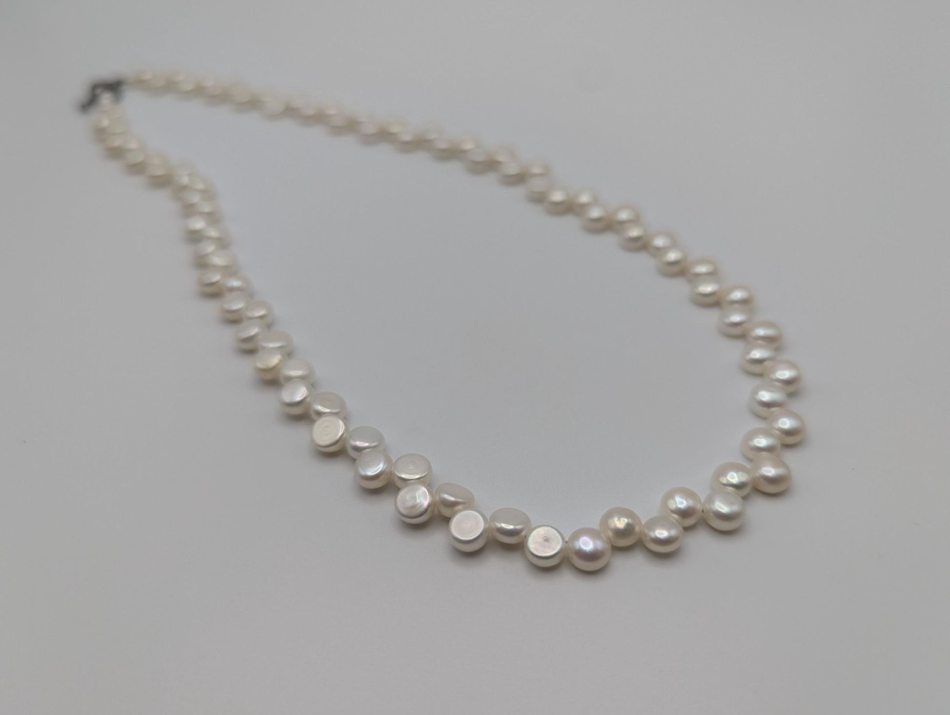 Vintage Flat White Pearl Necklace Pearl Choker.