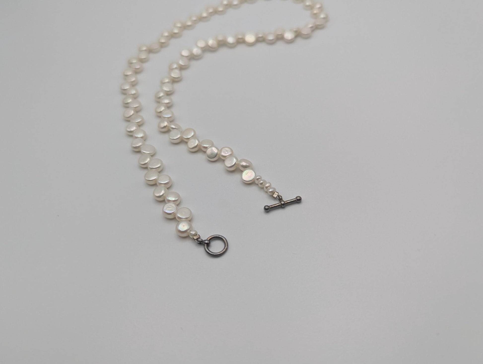 Vintage Flat White Pearl Necklace Pearl Choker.