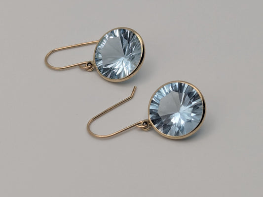 10K APPRAISED! Gold London Blue Topaz Drop Dangle Earrings Round Bezel Set Topaz Earrings