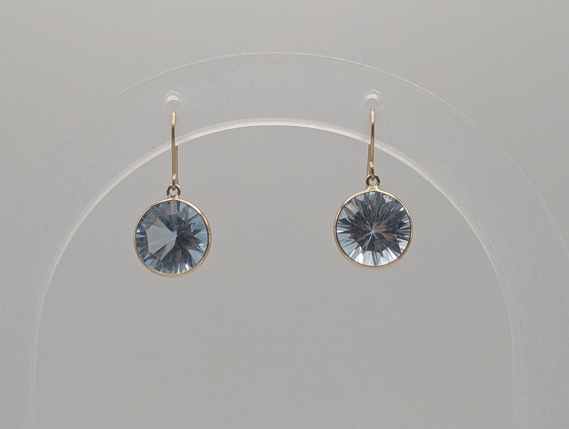 10K APPRAISED! Gold London Blue Topaz Drop Dangle Earrings Round Bezel Set Topaz Earrings