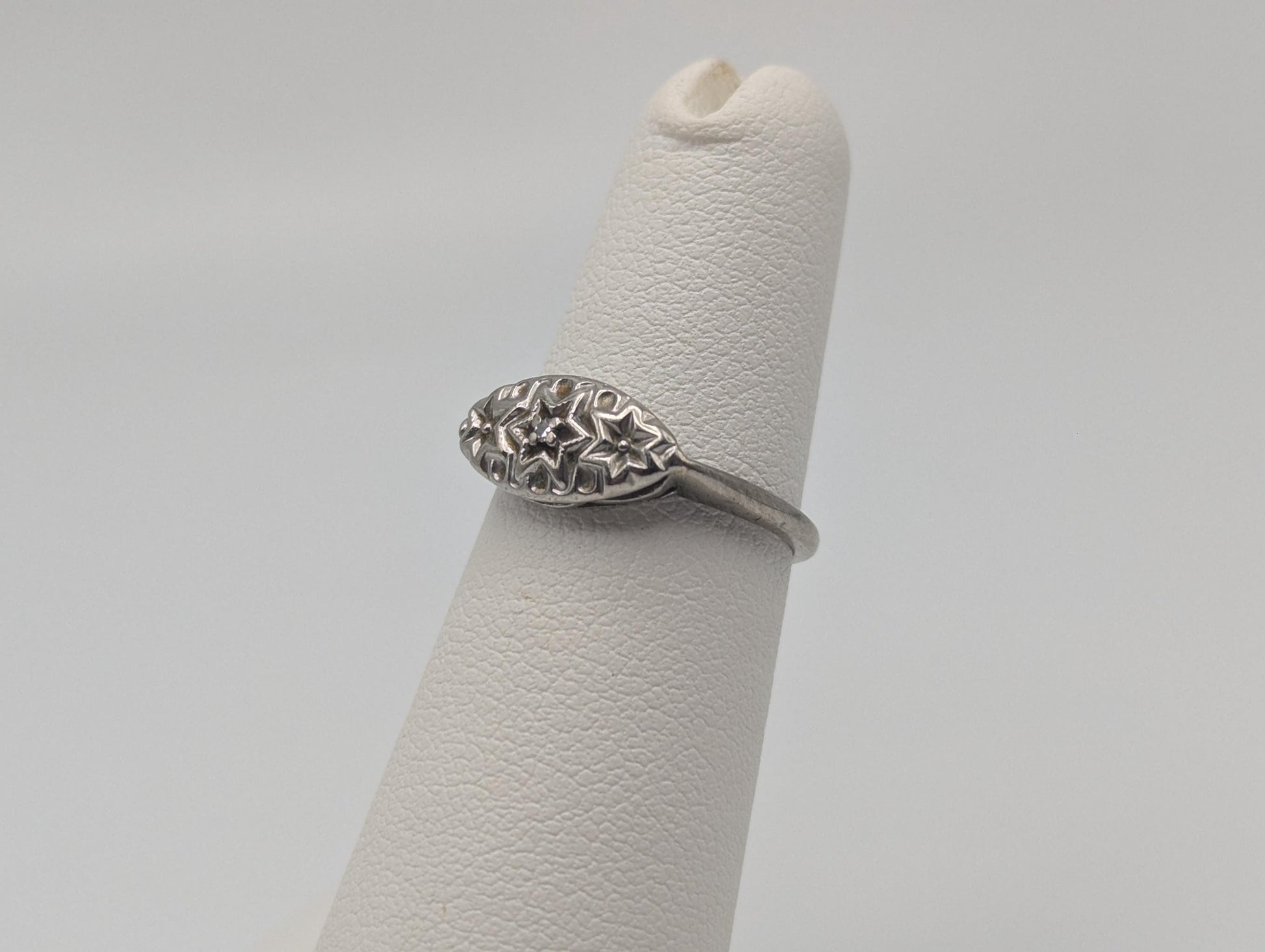 Art Deco 14k White Gold Star Design Diamond Ring Vintage Star Ring.