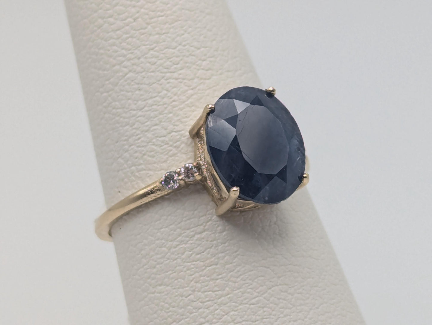 10k Yellow Gold Appraised! Oval Sapphire Diamond Promise Wedding Ring