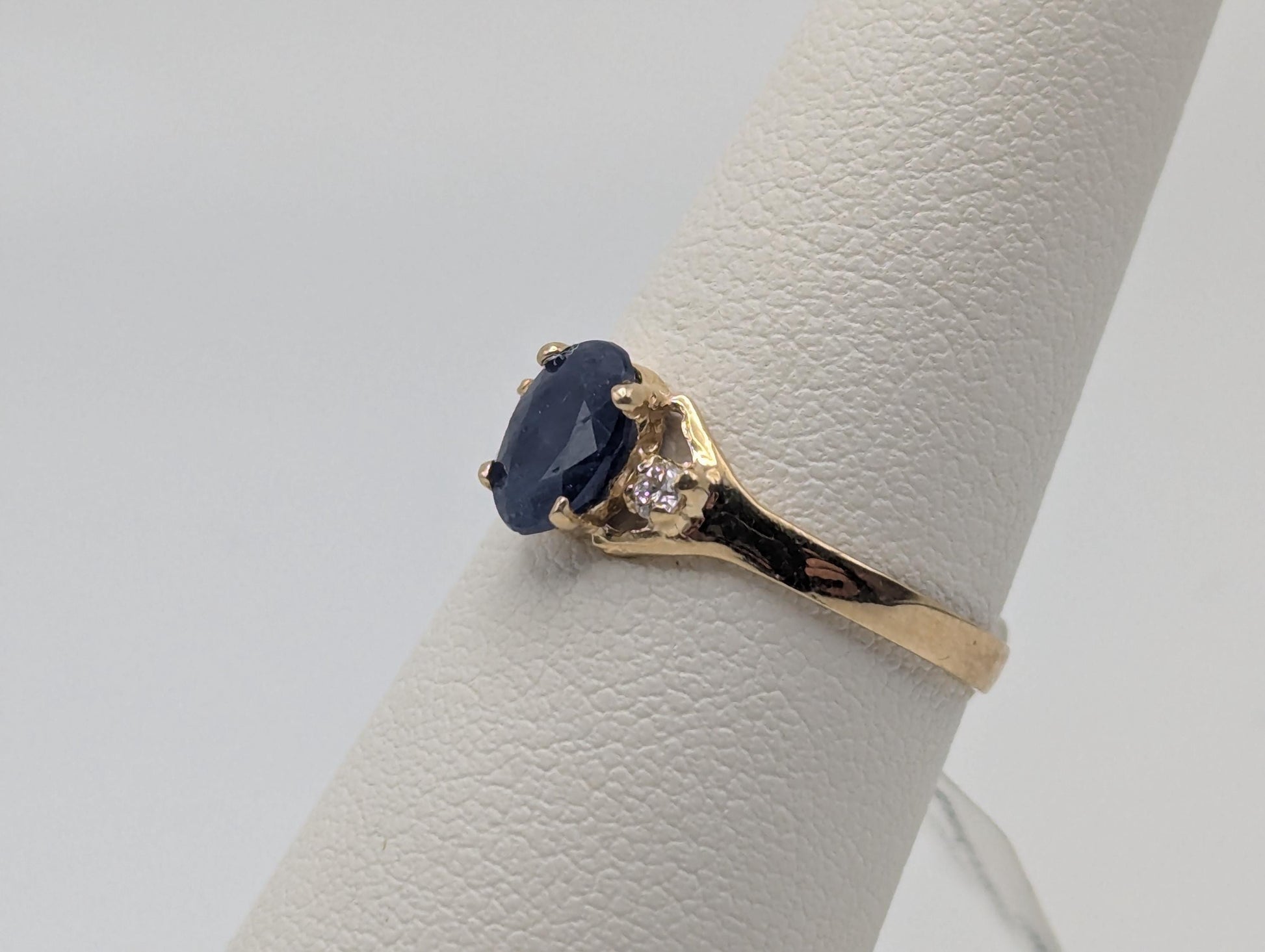 Appraised 10k Yellow Gold Oval 1ct Sapphire Diamond Promise Ring
