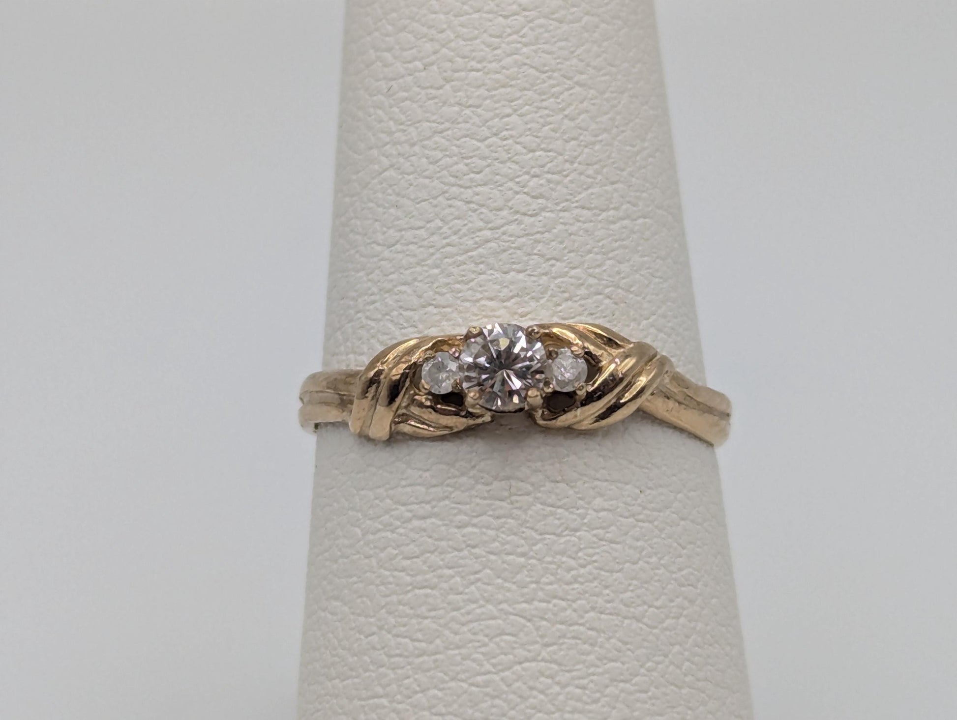 Appraised 10k Yellow Gold Triple Diamond Wedding Engagement Ring. Promise Band