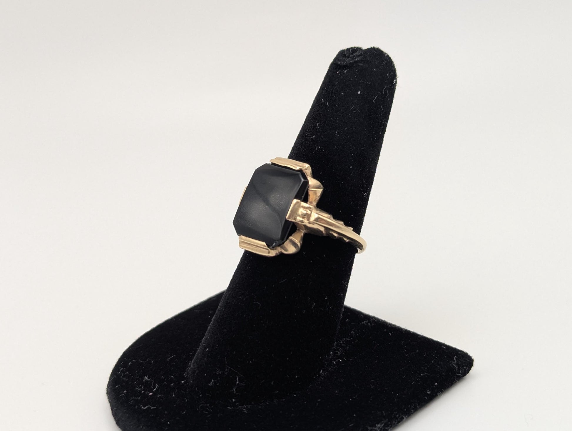 Vintage Solid Gold 4.8gr 10k Black Onyx Ring Mens Signet Ring