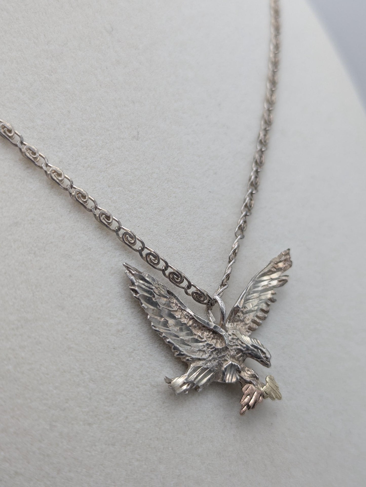 10k 12k Black Hills Gold Leaf & Sterling Silver Eagle Pendant Necklace Silver Chain Pendant 18"