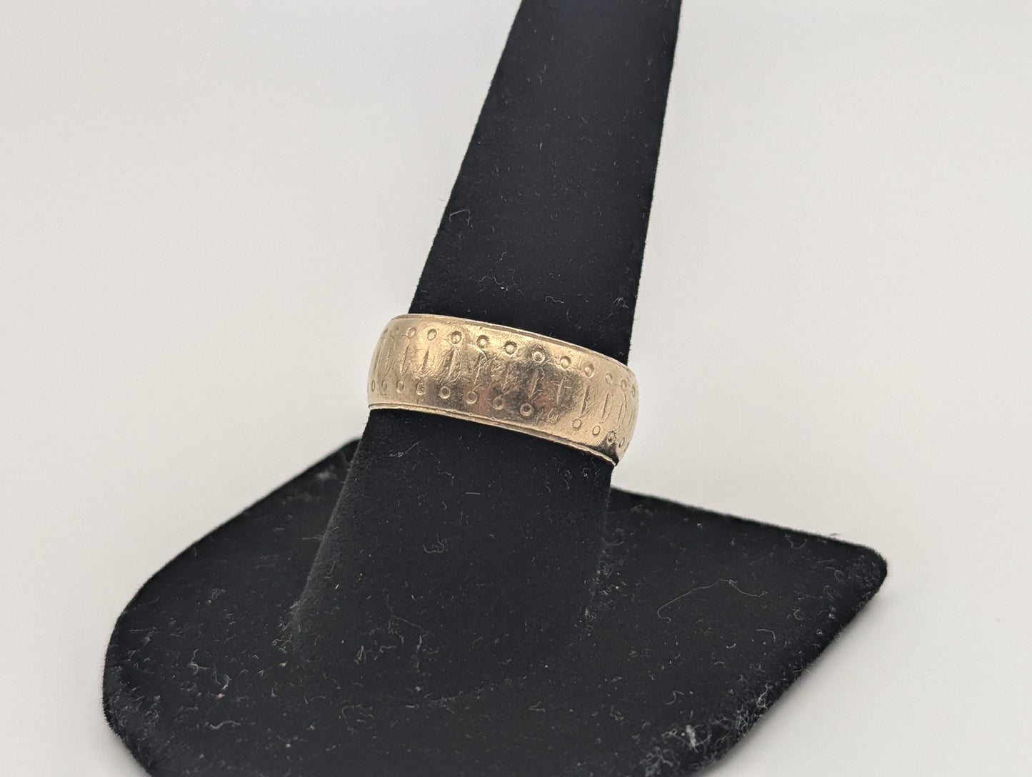 10k Yellow Gold Etched Design 7.8mm Wide Wedding Cigar Ring Comfort Fit Anniversary Band