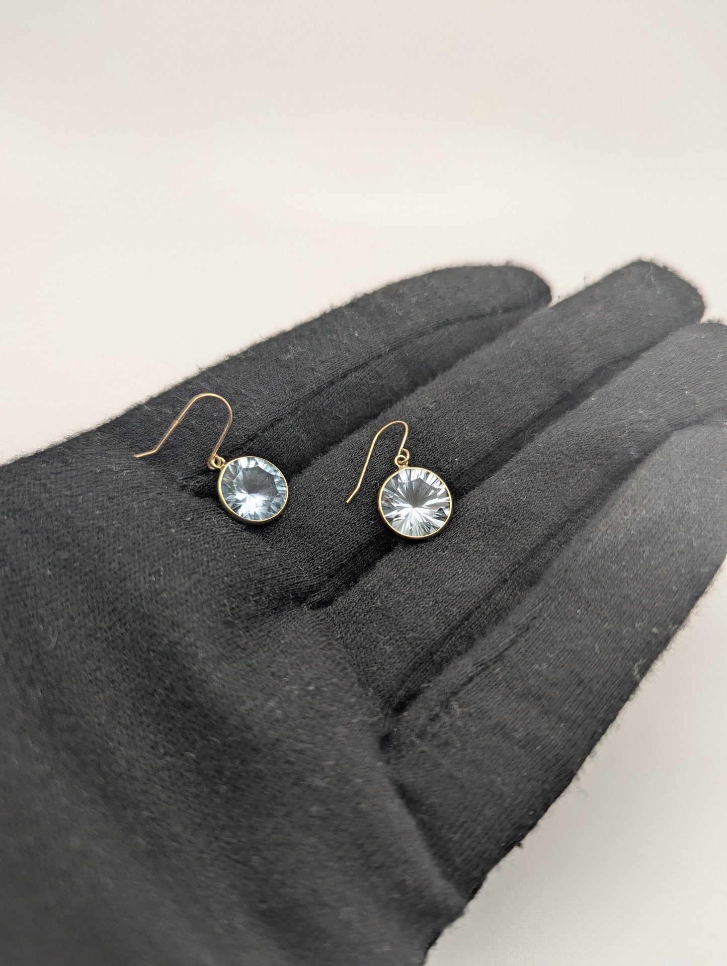 10K APPRAISED! Gold London Blue Topaz Drop Dangle Earrings Round Bezel Set Topaz Earrings