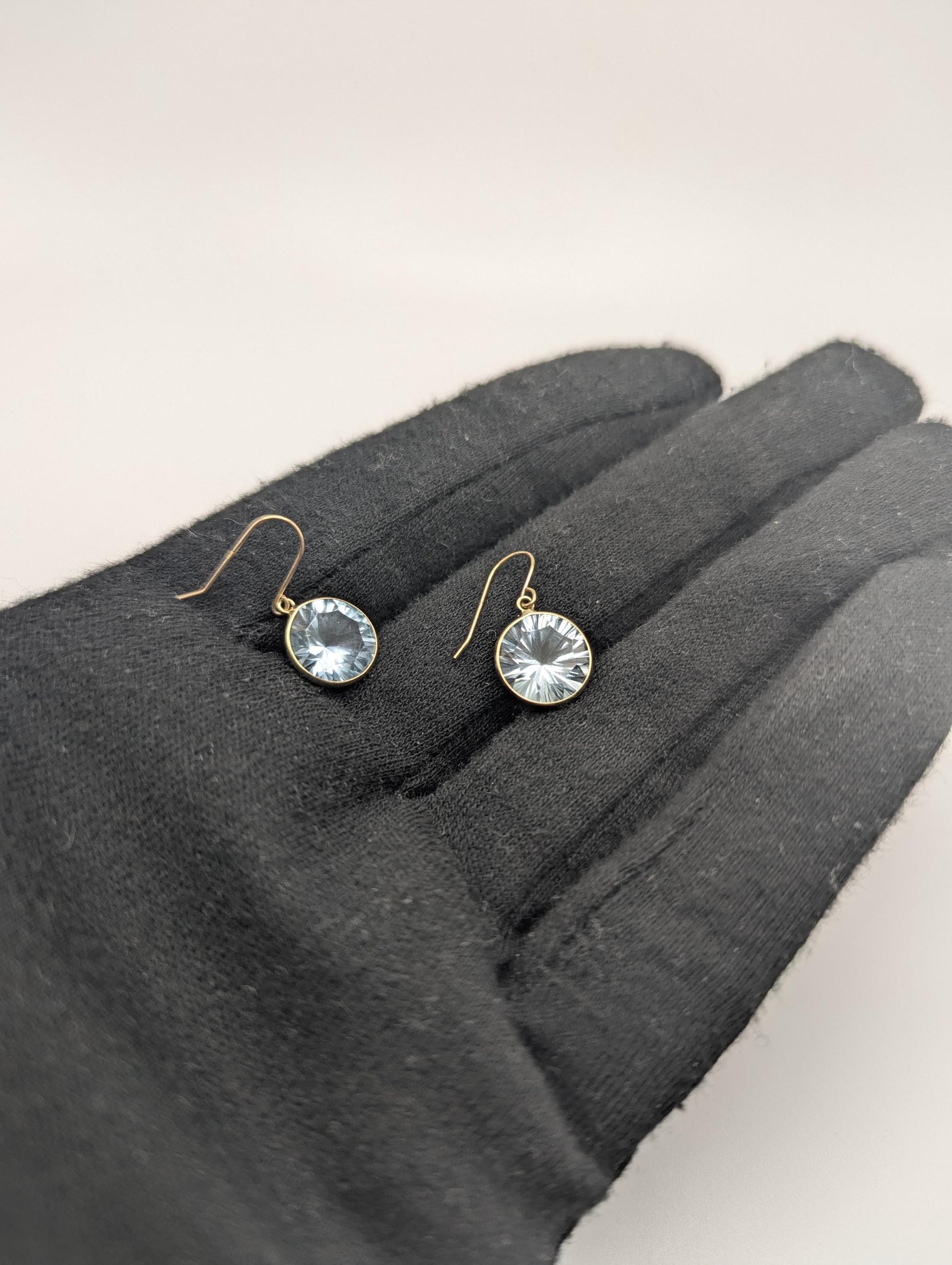 10K APPRAISED! Gold London Blue Topaz Drop Dangle Earrings Round Bezel Set Topaz Earrings