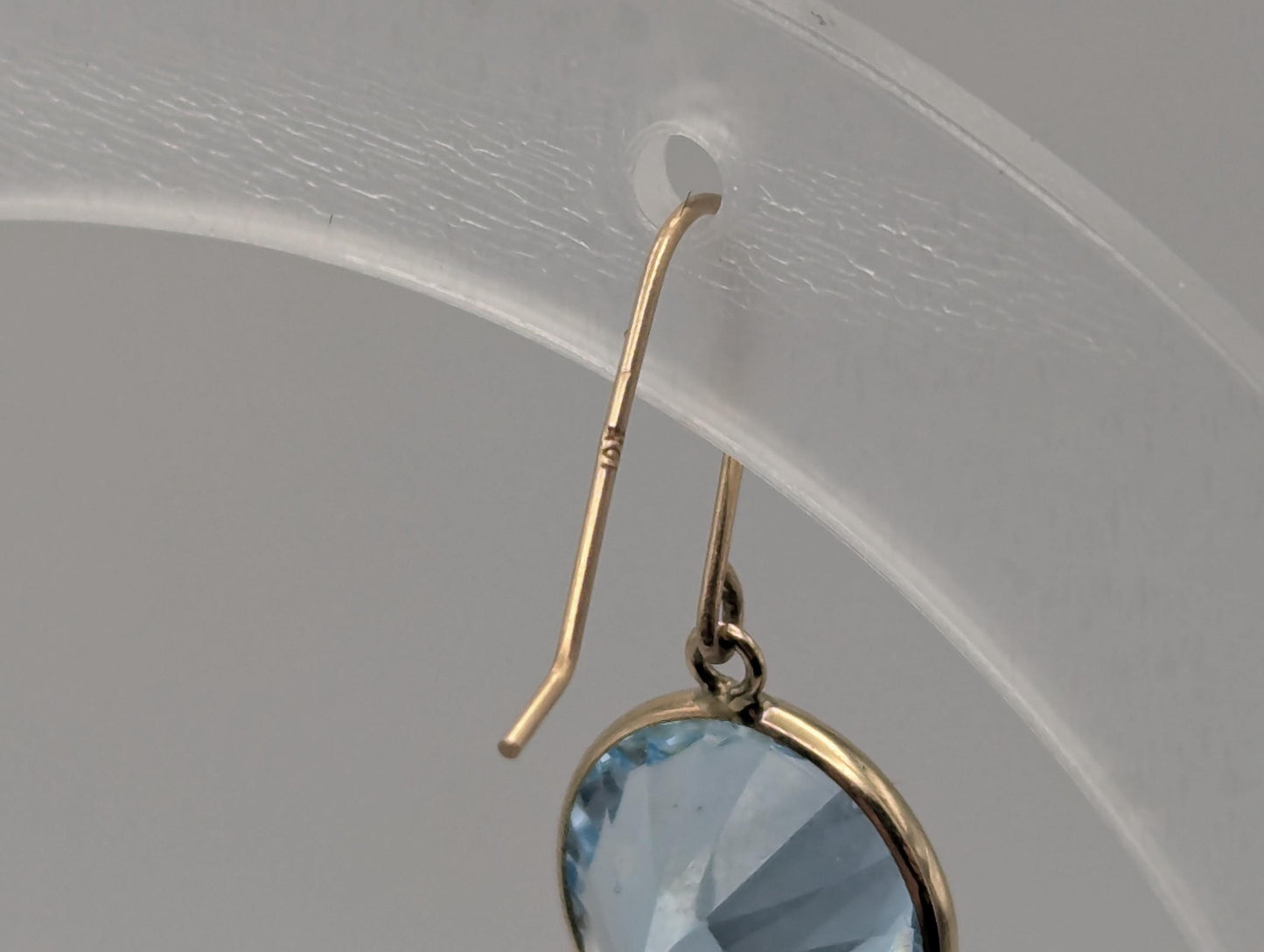 10K APPRAISED! Gold London Blue Topaz Drop Dangle Earrings Round Bezel Set Topaz Earrings