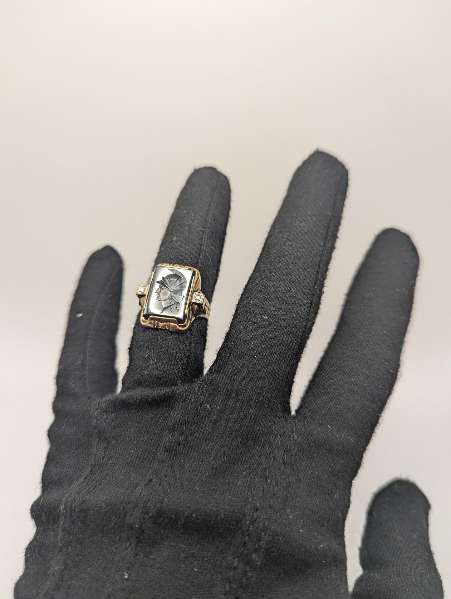 Antique 10k Gold Diamond Mens Carved Hematite Roman Warrior Intaglio Cameo Ring Signet Ring