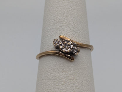 10k Yellow Gold Diamond Love Ring Promise Engagement Wedding Band.