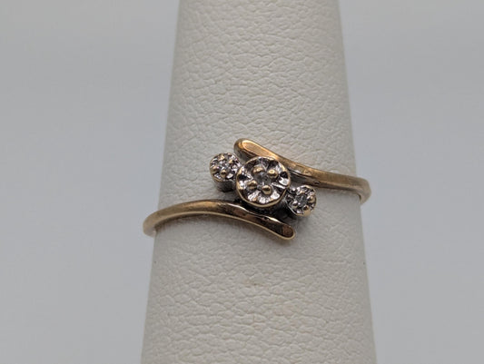 10k Yellow Gold Diamond Love Ring Promise Engagement Wedding Band.
