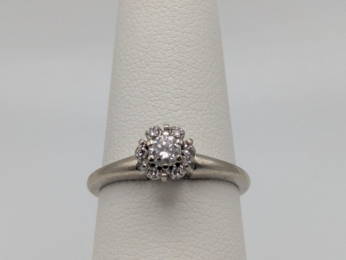 14k White Gold Diamond Flower Ring Promise Engagement Daisy Wedding Band.