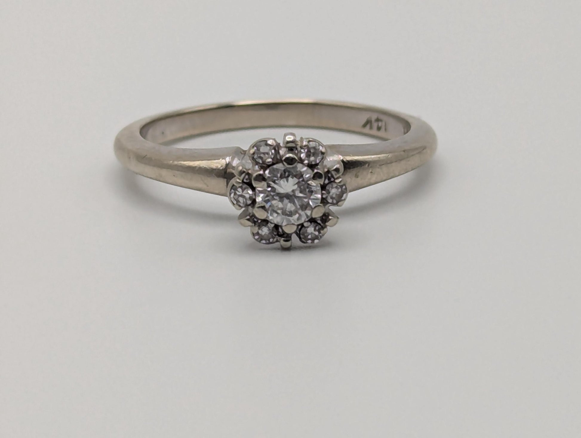 14k White Gold Diamond Flower Ring Promise Engagement Daisy Wedding Band.