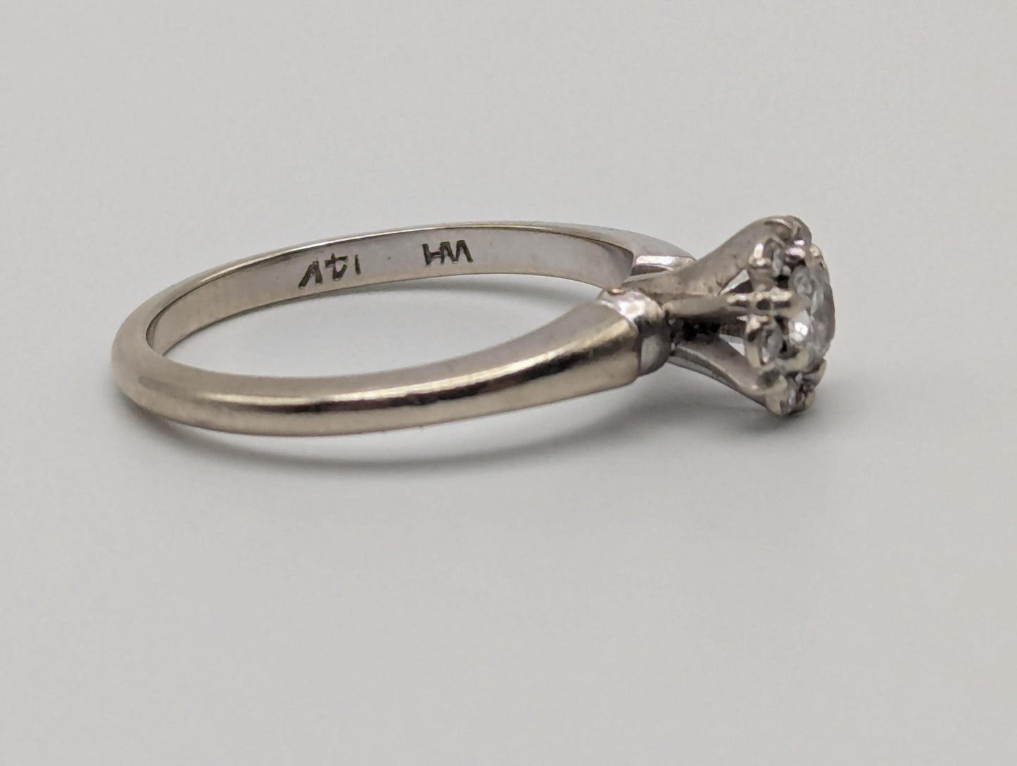 14k White Gold Diamond Flower Ring Promise Engagement Daisy Wedding Band.