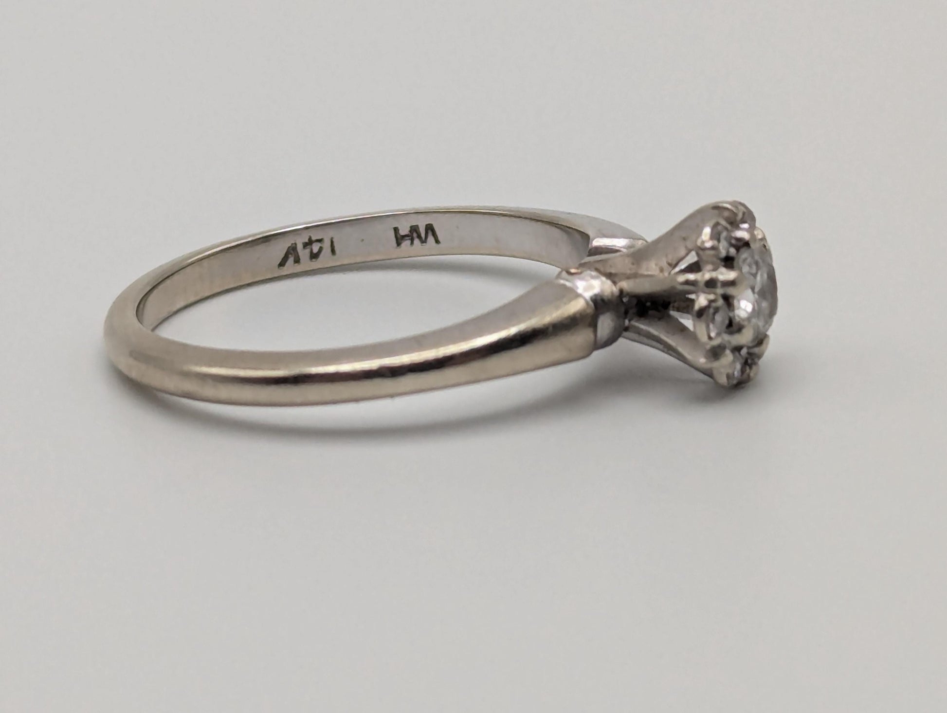 14k White Gold Diamond Flower Ring Promise Engagement Daisy Wedding Band.