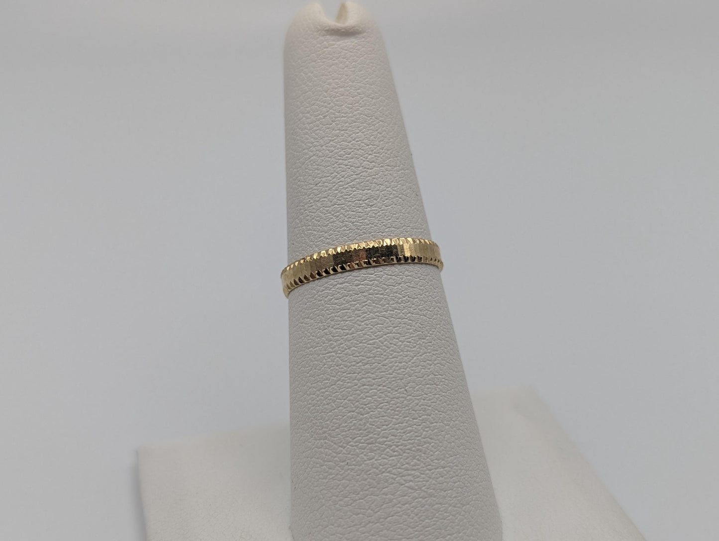 18k Milor Italy Gold Etched Edges Wedding Ring Italian Gold Ring.