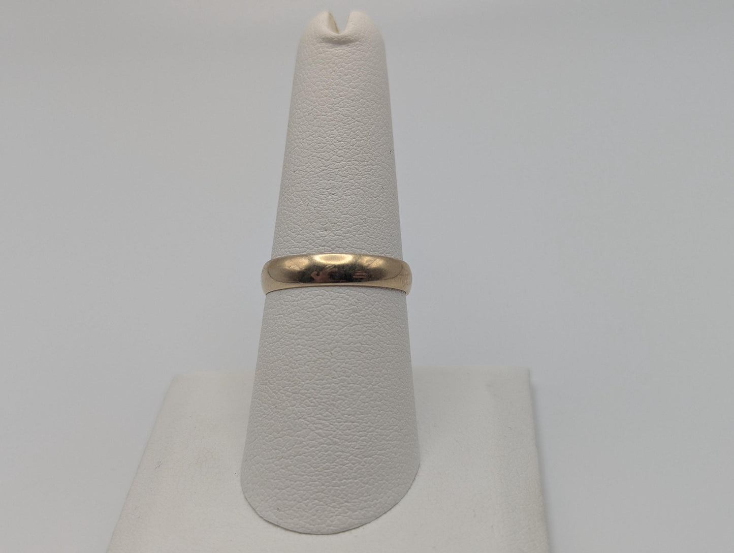 10k Yellow Gold 4mm Wedding Band Comfort Fit Wedding Ring. Anniversary Band.