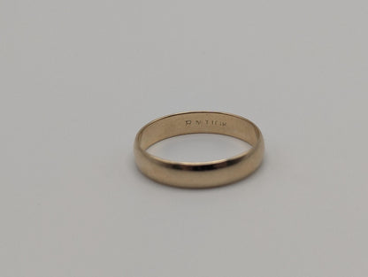 10k Yellow Gold 4mm Wedding Band Comfort Fit Wedding Ring. Anniversary Band.