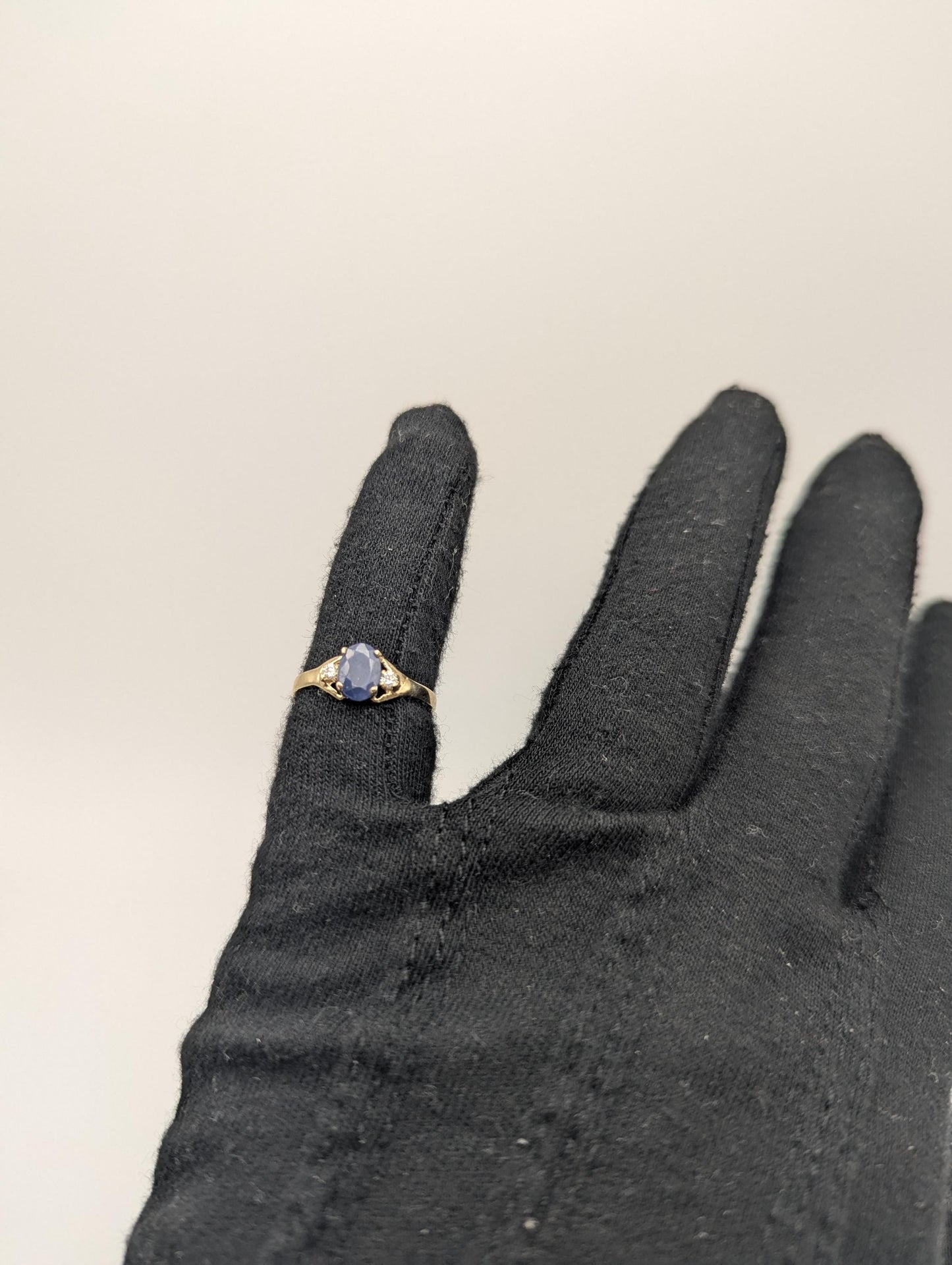 Appraised 10k Yellow Gold Oval 1ct Sapphire Diamond Promise Ring