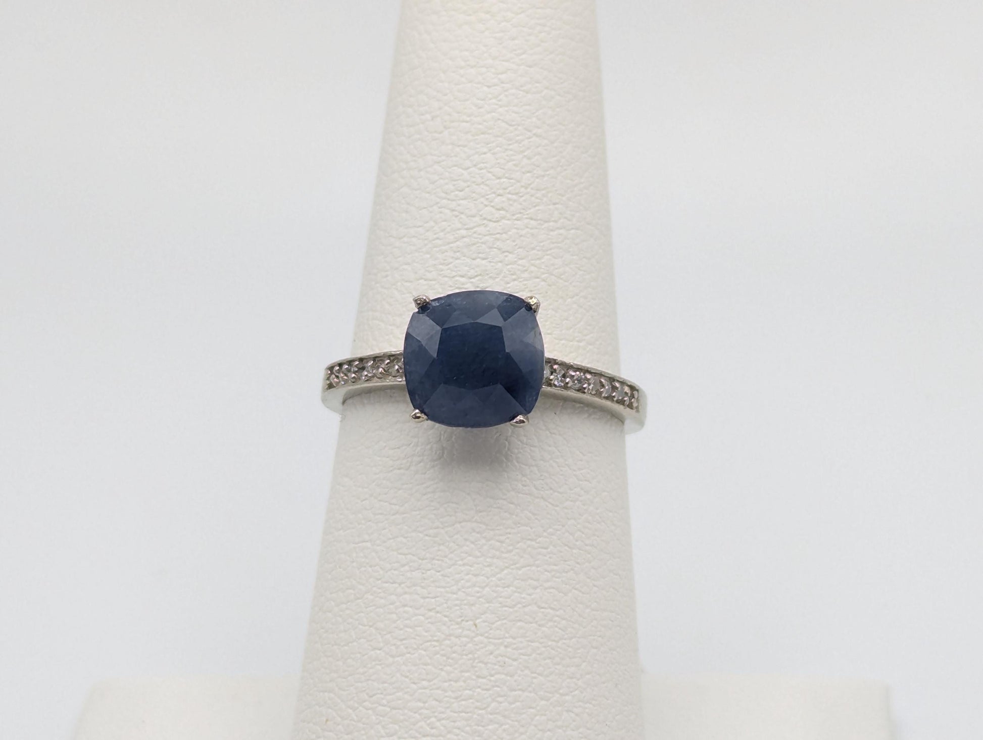 Appraised 10k White Gold Solitare 2.5ct Blue Sapphire Diamond Promise Ring