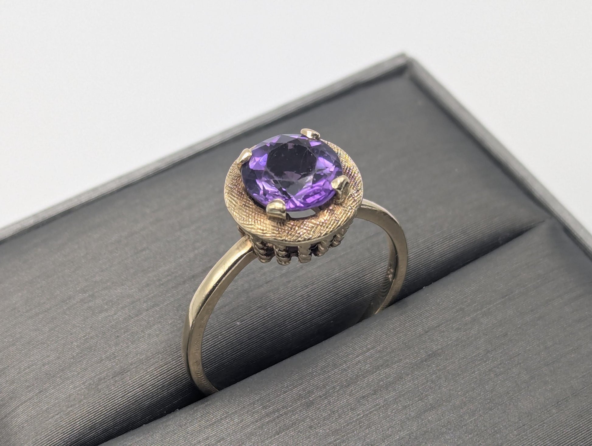 Antique 14k Gold Solitaire Purple Amethyst Stone Ring Victorian Cocktail Statement