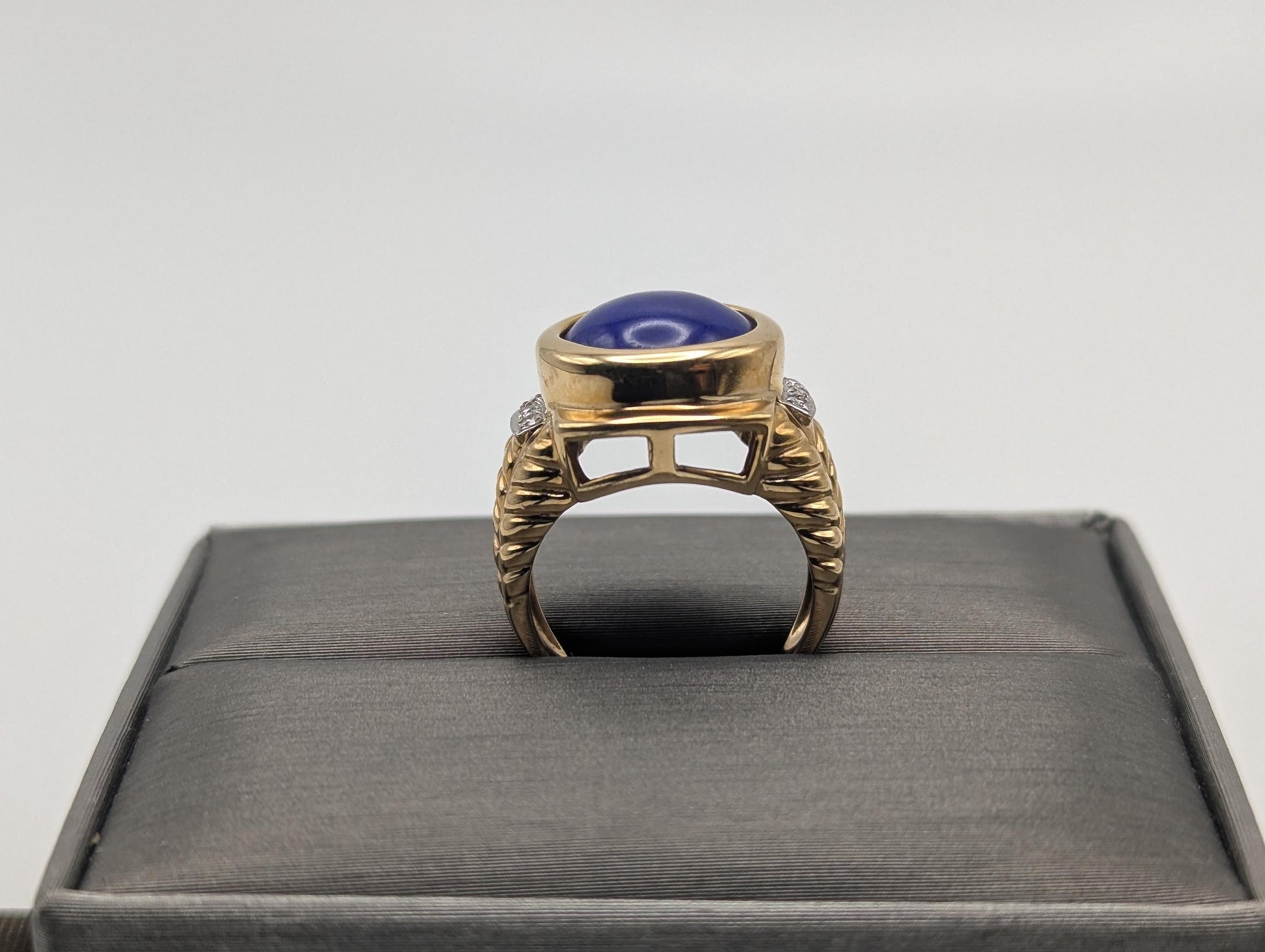 10k Yellow Heavy 6gr Lapis Lazuli Diamond Statement Ring Pinky Signet Ring