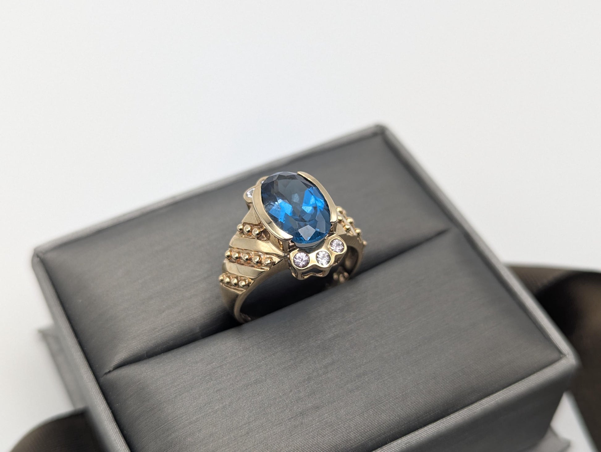 10k Yellow Gold Blue Topaz Sapphire Ring Statement Cocktail Signet Pinky Ring.