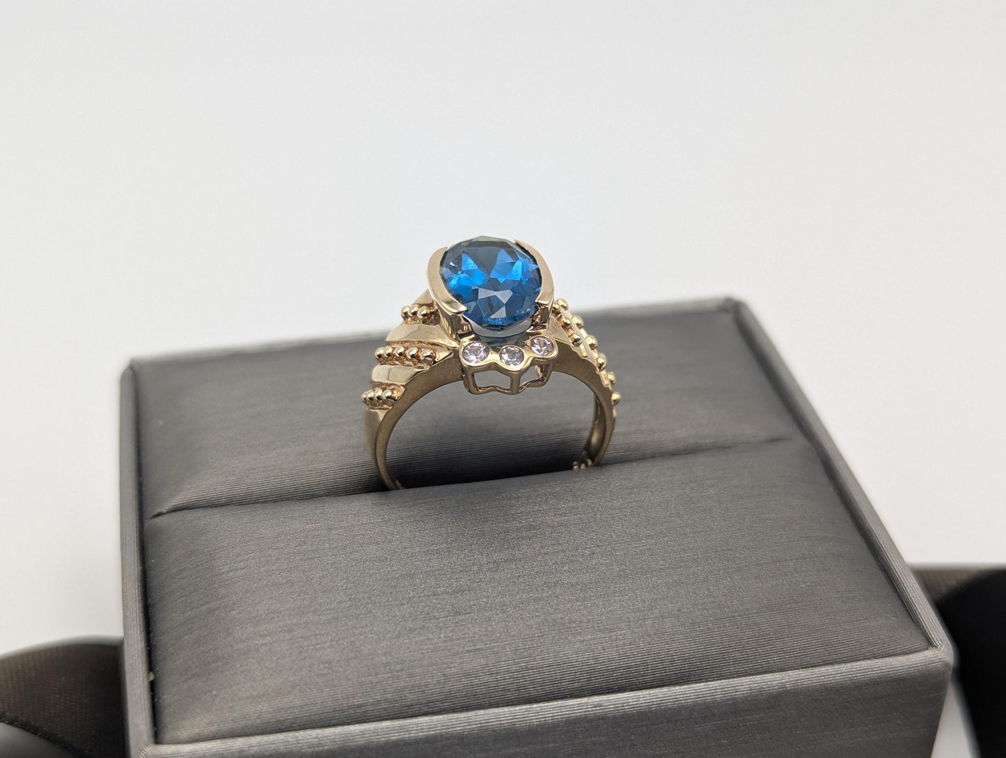 10k Yellow Gold Blue Topaz Sapphire Ring Statement Cocktail Signet Pinky Ring.