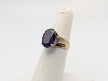 10k Gold Solitaire Purple Amethyst Stone Ring Vintage Cocktail Statement