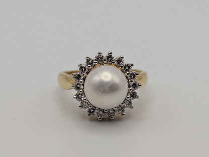18k Pearl and Diamond Yellow Gold Cluster Ring. Flower Cocktail Ring. Statement Ring.