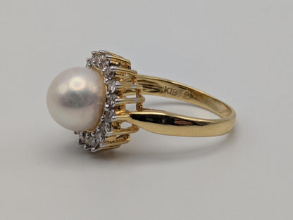 18k Pearl and Diamond Yellow Gold Cluster Ring. Flower Cocktail Ring. Statement Ring.